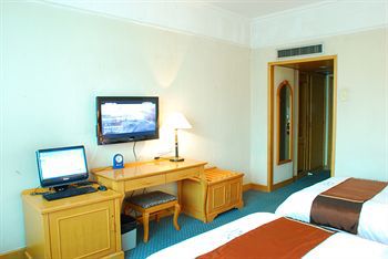 Cosco Hotel Guangzhou Exterior photo
